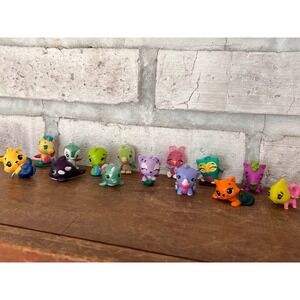 Lot‎ of 14 Hatchimals CollEGGtibles from Spin Master